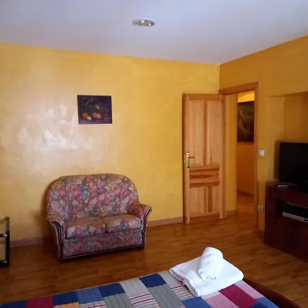 Casa Pili リバデセリャ